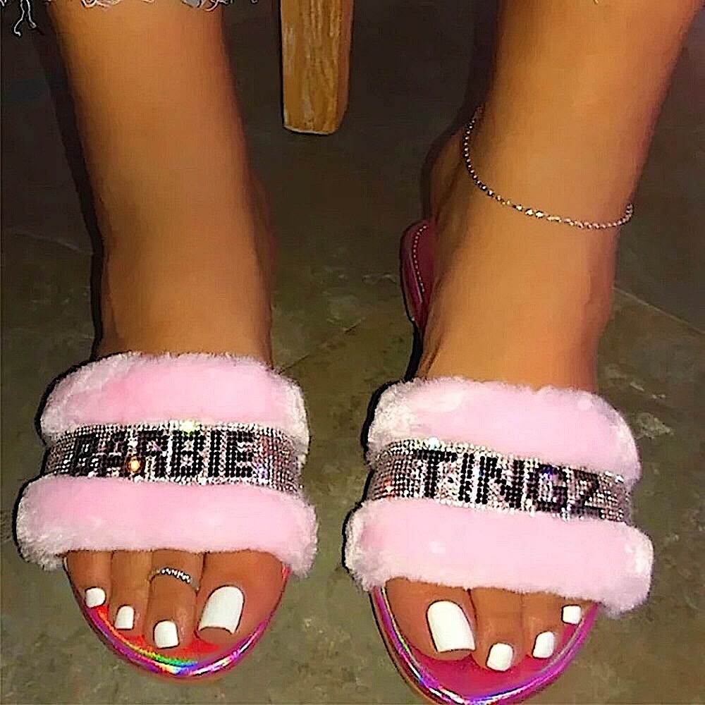 ⭐️HP!⭐️ Pink Barbie slide on sandals